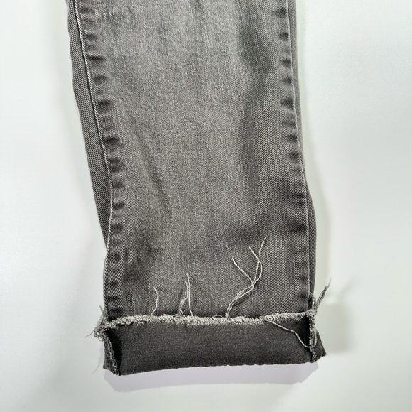 Democracy slimming jeans stretchy mid rise raw hem straight leg gray size 8 - Picture 4 of 9